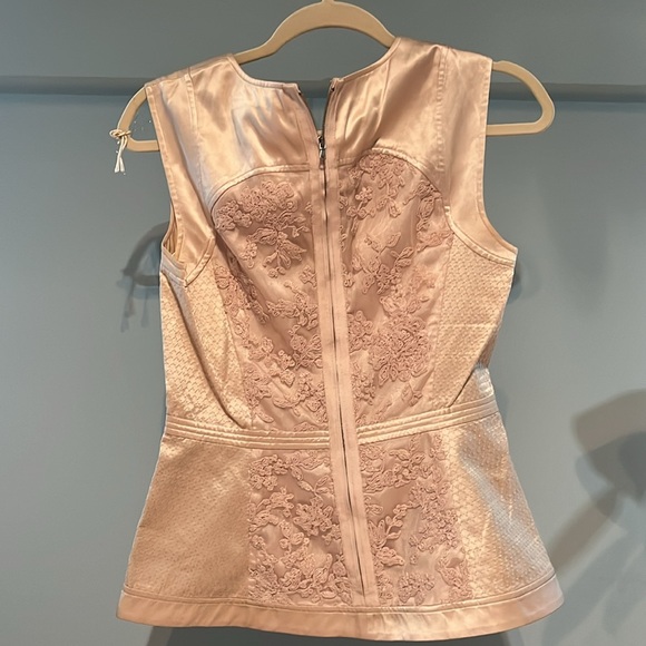 BCBG Embroidered Top - Picture 3 of 4